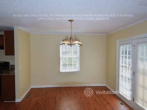3rd image of 1540 Rose Garden Ln