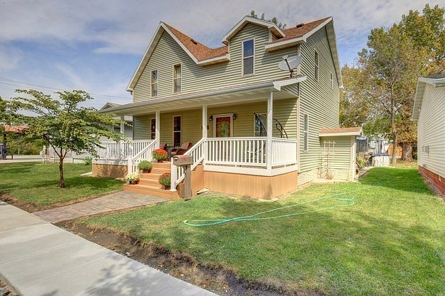 1st image of 219 E Franklin St