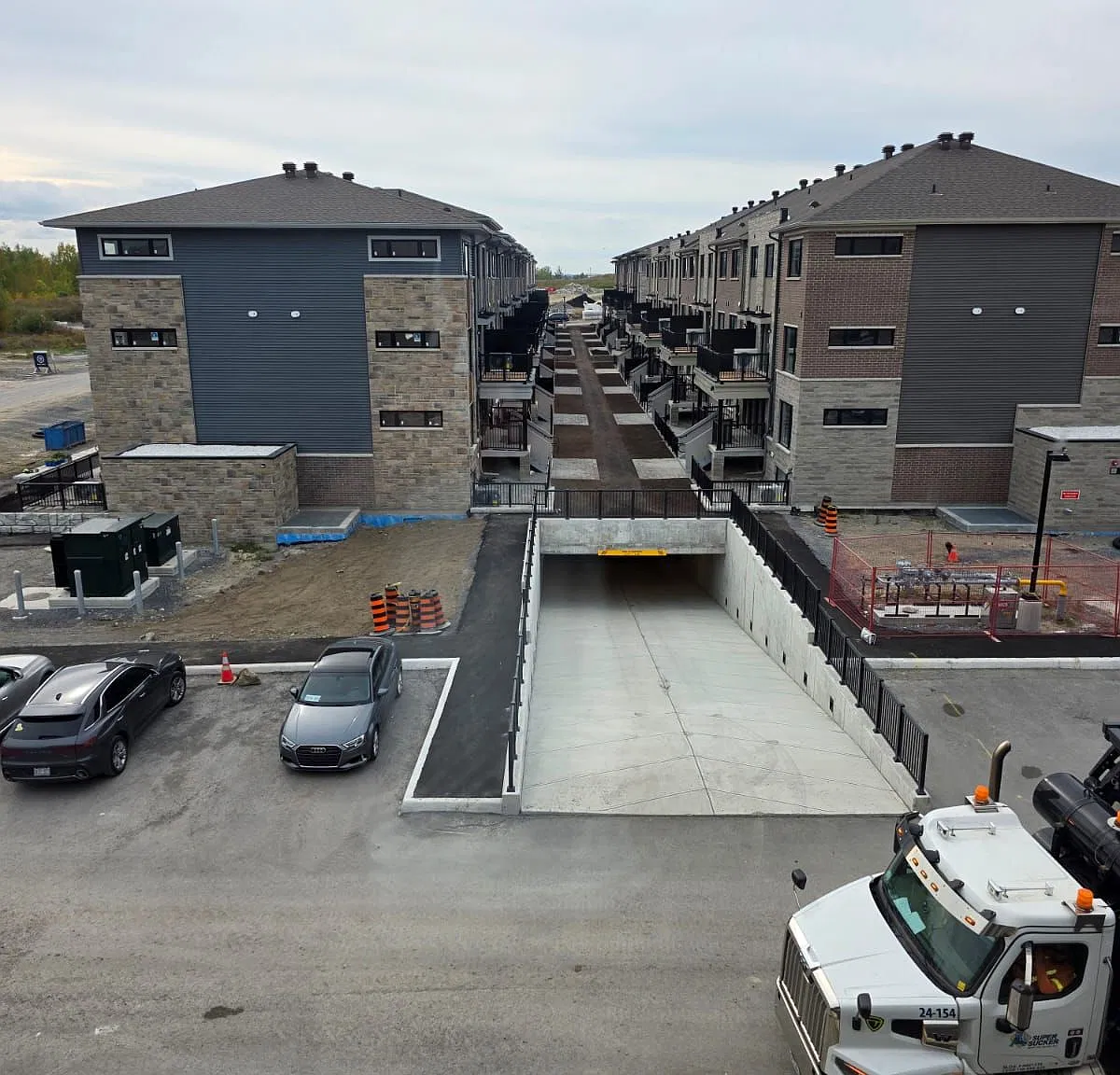 2 bed, $2,399 — Photo 1