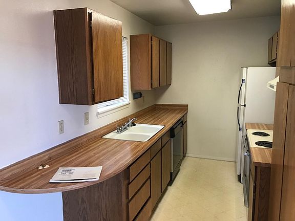 3rd image of 2235 S Buckley Rd APT 202