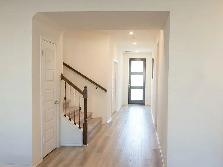 4653 Alfano Loop — Photo 9