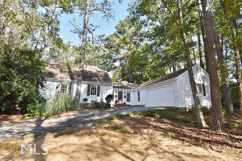 1st image of 153 Deertree Dr
