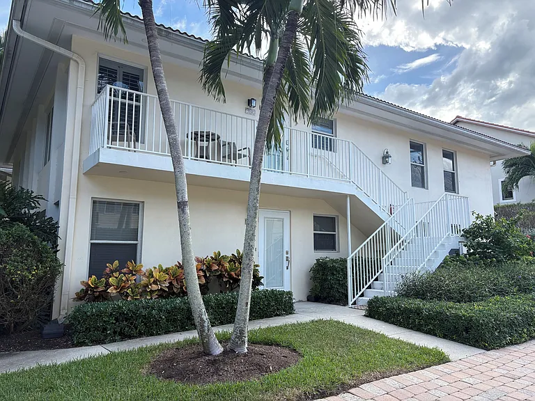View of apartment (1st floor)