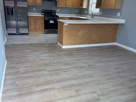 5th image of 74 Prospect Hill Road