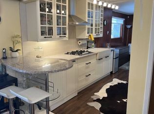 4350 Woodcrest Rd, West Vancouver, BC V7S 2W1