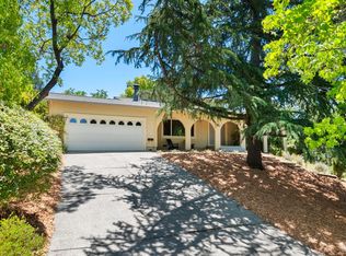 2624 Hidden Valley Dr, Santa Rosa, CA 95404