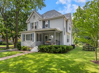 808 W Green St, Champaign, IL 61820