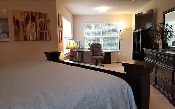 5th image of 10012 Lexington Dr