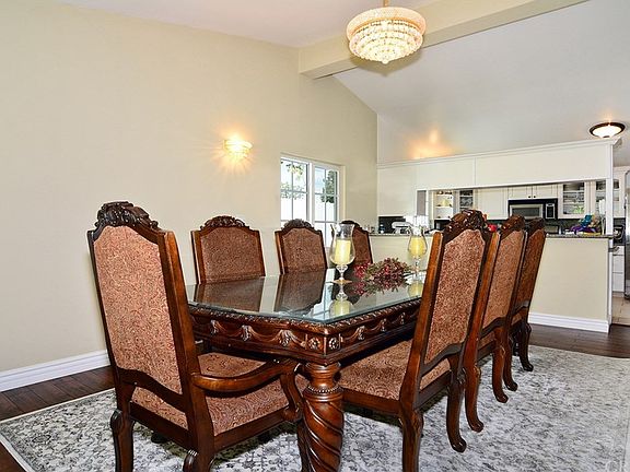 4th image of 5745 Wallis Ln