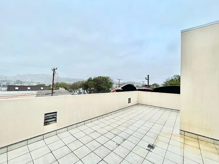 405 Lisbon St — Photo 19