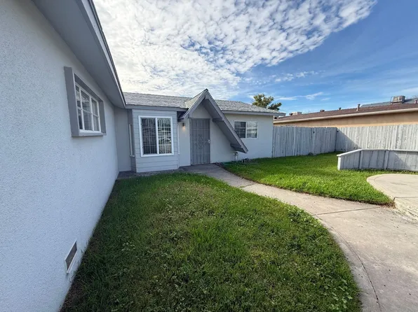 135 E Stuart Ave, Fresno, CA 93710