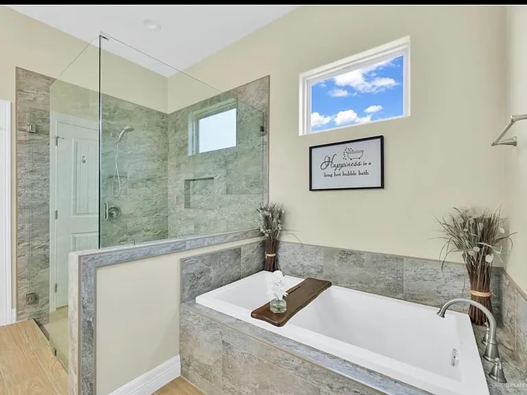 5800 Oriole Ave — Photo 15