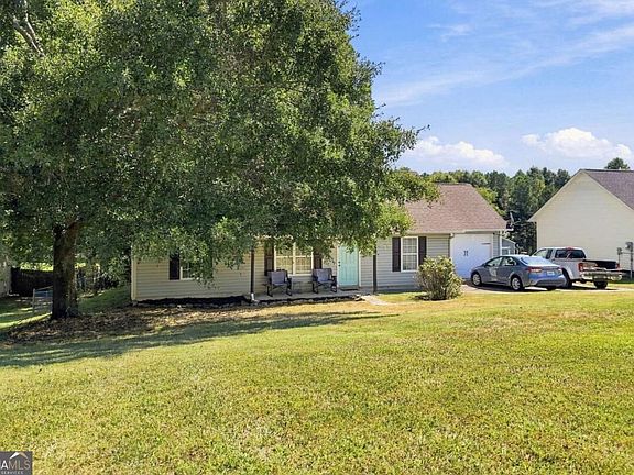 2nd image of 270 Brody Dr NE