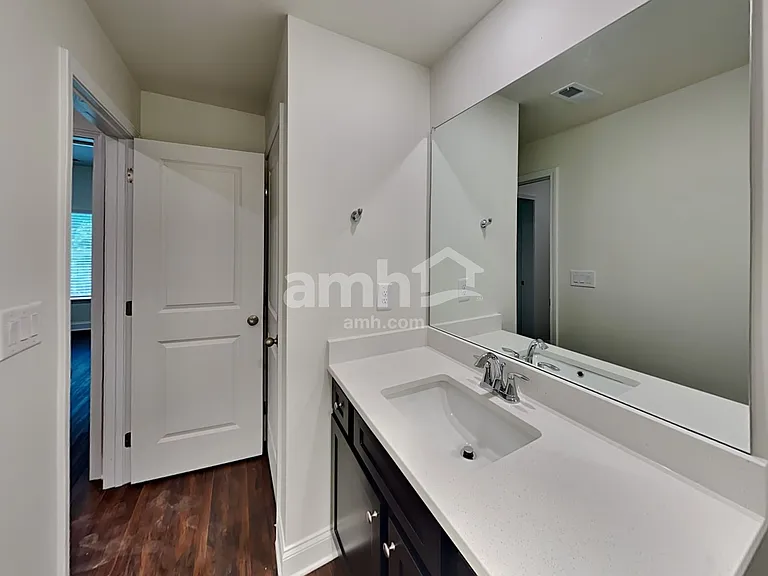 301 Pecan Dr — Photo 25