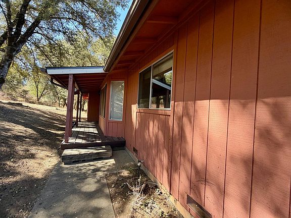 3rd image of 50231 Spook Ln
