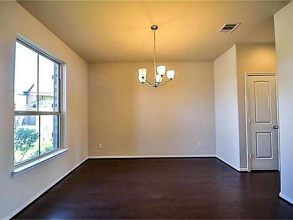 2nd image of 23506 Ortensia St
