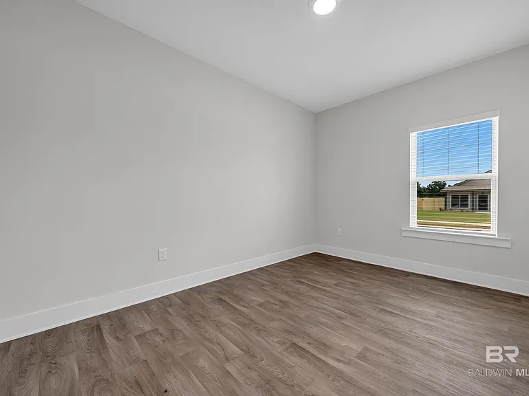 8984 Chabo Cir — Photo 13