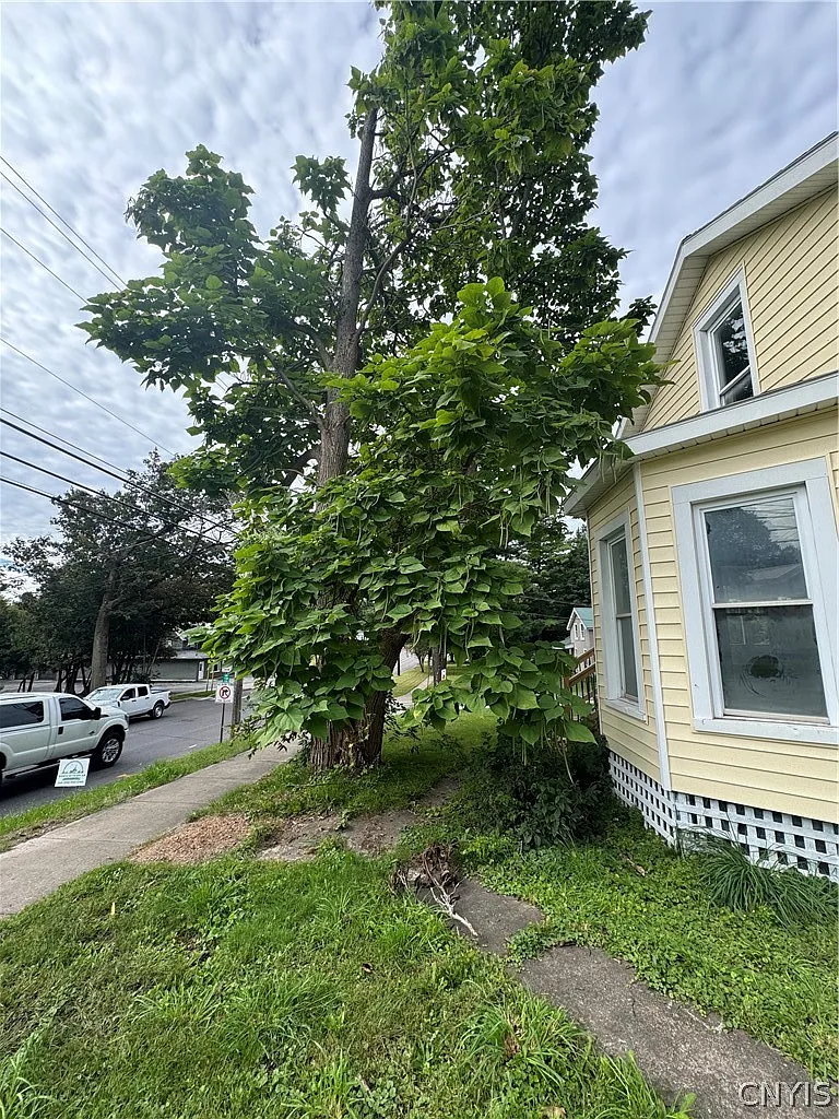 2 bed, 1.0 bath, 1166 sqft, $1,475 — Photo 3