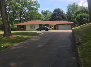 3823 Lovers Ln, Kalamazoo, MI 49001