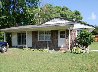 675 Parkey Rd, Ewing, VA 24248