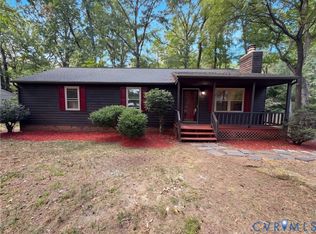 12330 Deerhurst Dr, Midlothian, VA 23113