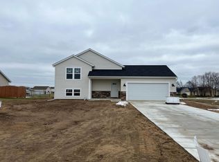 30855 Packard St, Paw Paw, MI 49079