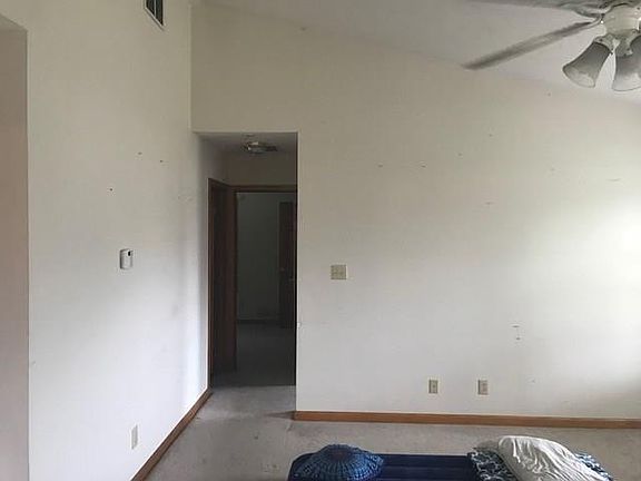 4th image of 5810 Woodcote Dr