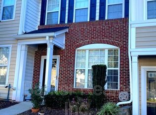 5737 Clearbay Ln, Raleigh, NC 27612