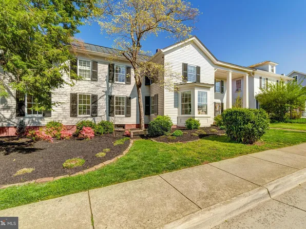 9319 Main St, Manassas, VA 20110