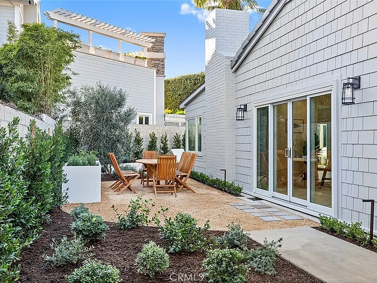 153 Emerald Bay — Photo 30