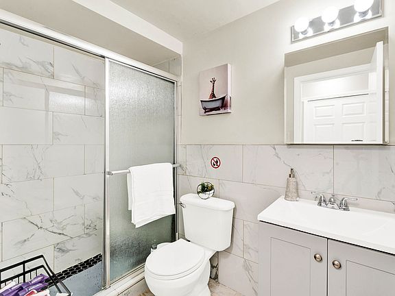 4th image of 14500 Prospect St APT 111