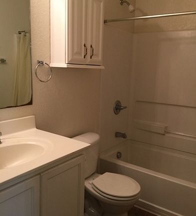 3rd image of 4322 Southton Way