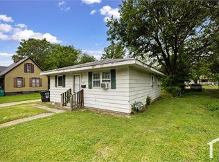 512 E Olive St, Decatur, IL 62526