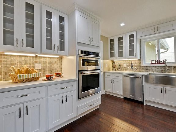 2nd image of 4492 Calle De Arroyo