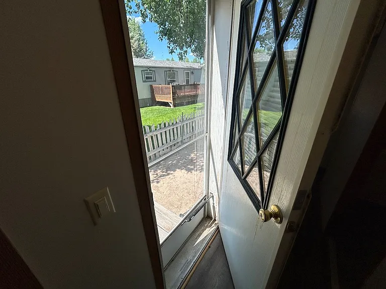124 Opal Dr — Photo 38
