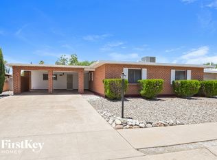 1742 S Regina Cleri Dr, Tucson, AZ 85710