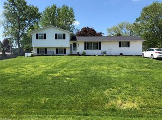 6651 Canal Lock Ave NW, Canal Fulton, OH 44614