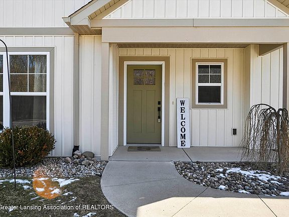 4th image of 6535 Crestview Dr