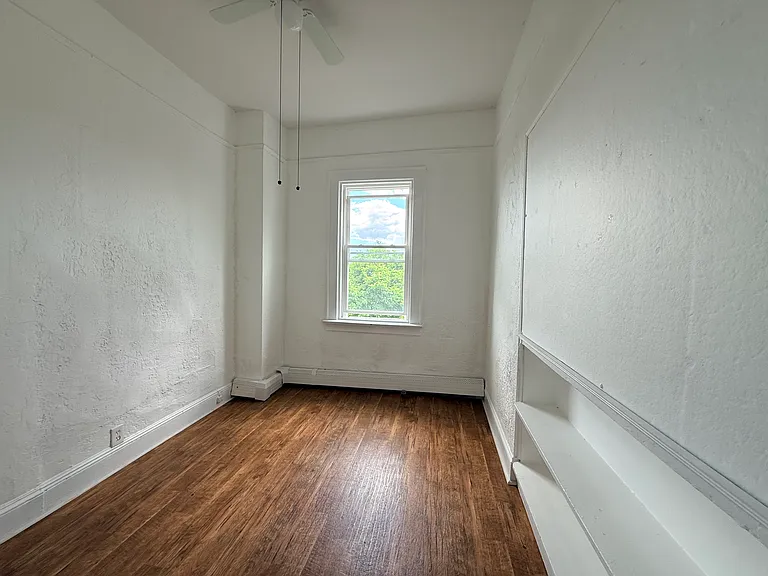 182 Farnham Ave #2 — Photo 18