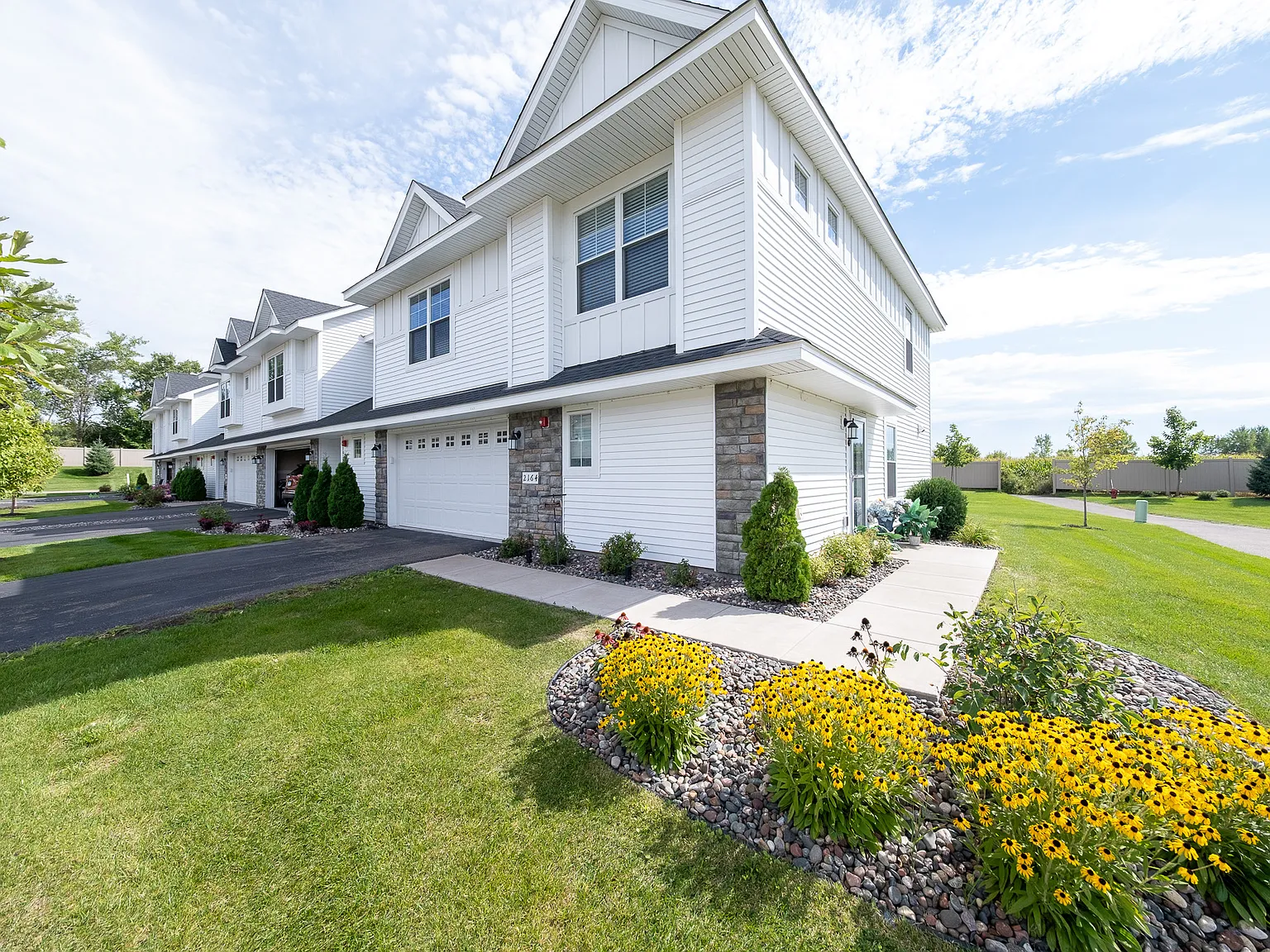 Heron Court, Lino Lakes (2164) Rs Mg1 *Hwp* - 1 — Photo 1