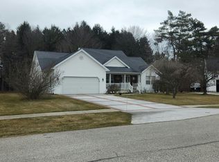 3726 Loton Dr, Fort Gratiot, MI
