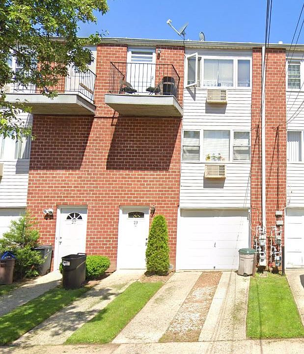 1st image of 29B Francine Ct