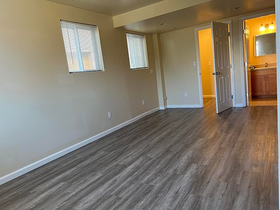 5th image of 120 Canterbury Ave