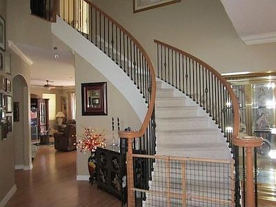 4th image of 6527 Stonehurst Cir