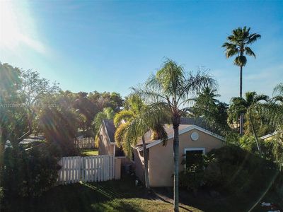 1051 Meadowwood Ter, Fort Lauderdale, FL, 33325