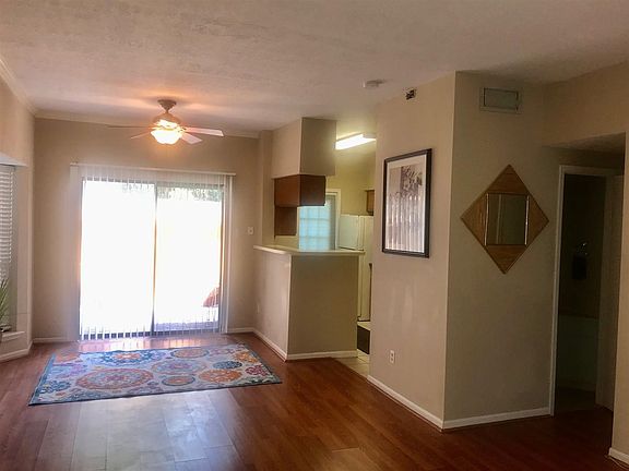 4th image of 1620 Wellington Pl APT 201