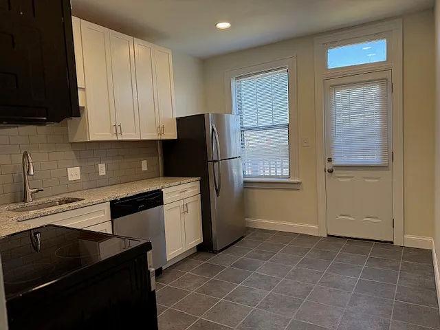2315 Park Ave #2 — Photo 3