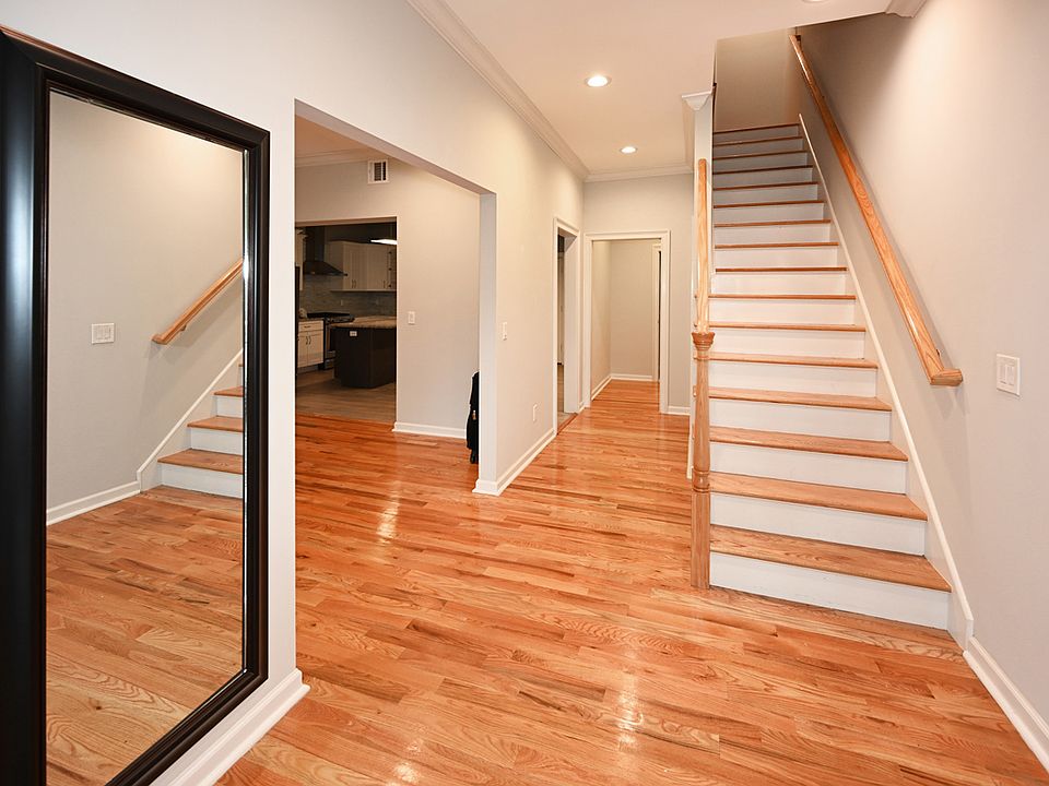 Entry Foyer