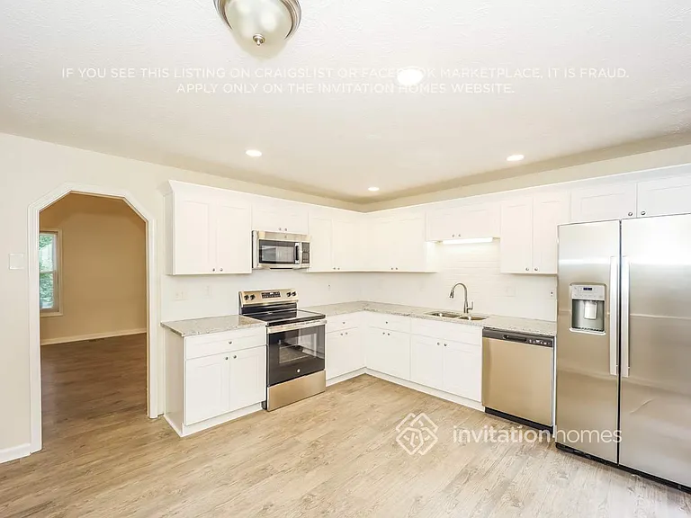 3396 Spring Ridge Dr — Photo 7