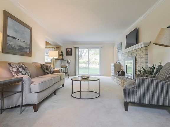 2nd image of 10527 Brookwood Dr
